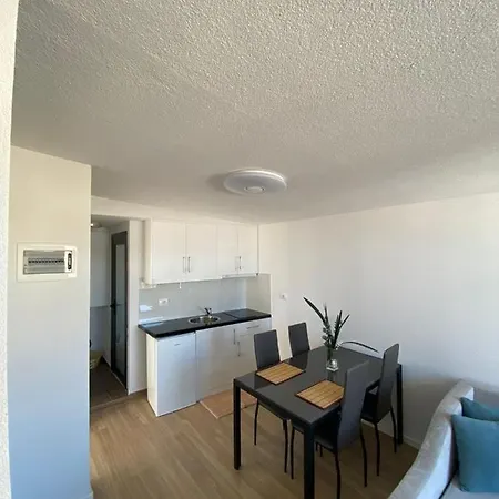 City Glow Apartments Sarandë Eksteriør bilde