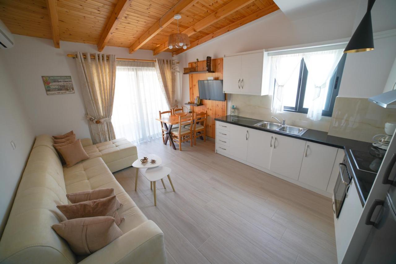 Glow Apartment Sarande